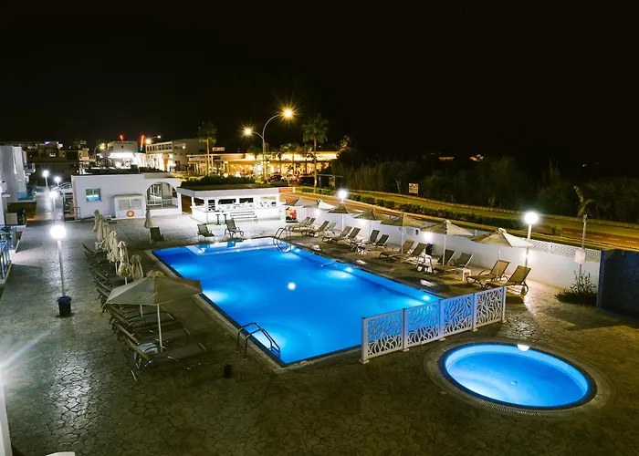 Kaos Hotel Apartments